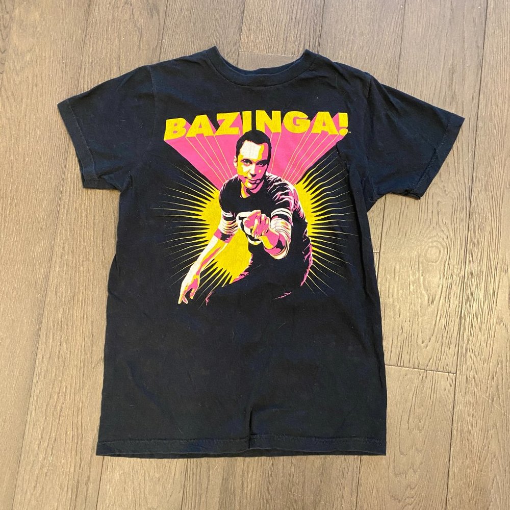 T-Shirt The Big Bang Theory Bazinga Sheldon TV show Black Woman Small